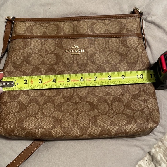 Coach Coach Coach Coach Coach Coach Coach Coach Coach Coach Coach Coach Coach. - Picture 5 of 7